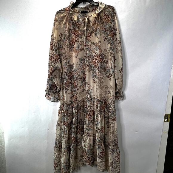 Vici Dresses & Skirts - VICI Long Sleeve Floral Tiered Maxi Dress with Balloon Sleeves Large